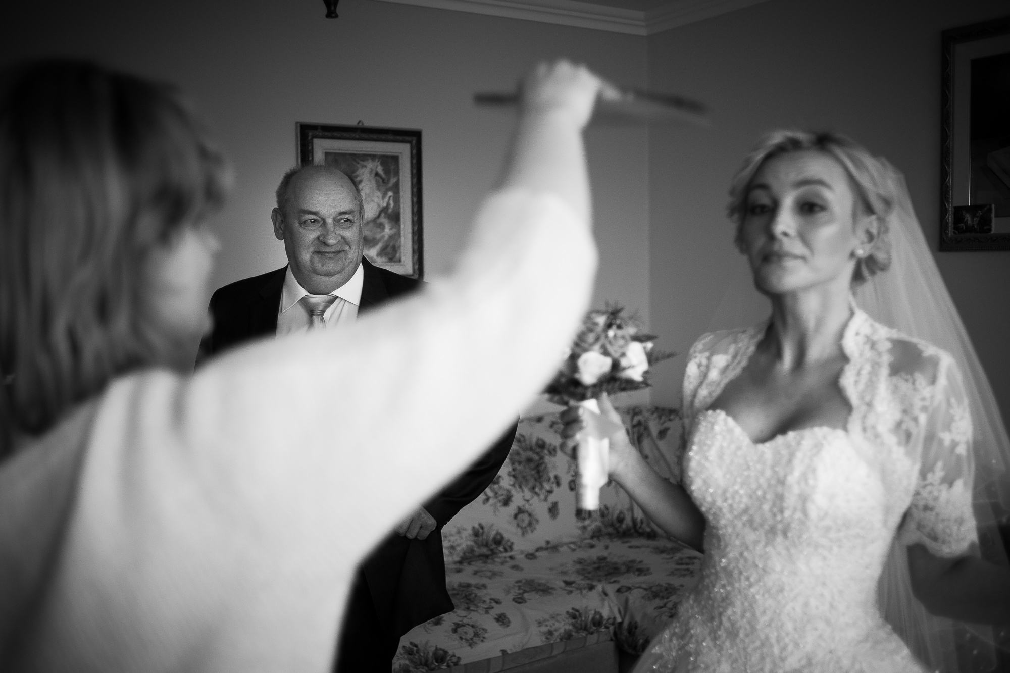 Emocjonalne, wzruszające, intymne momenty podczas przygotowań do ślubu